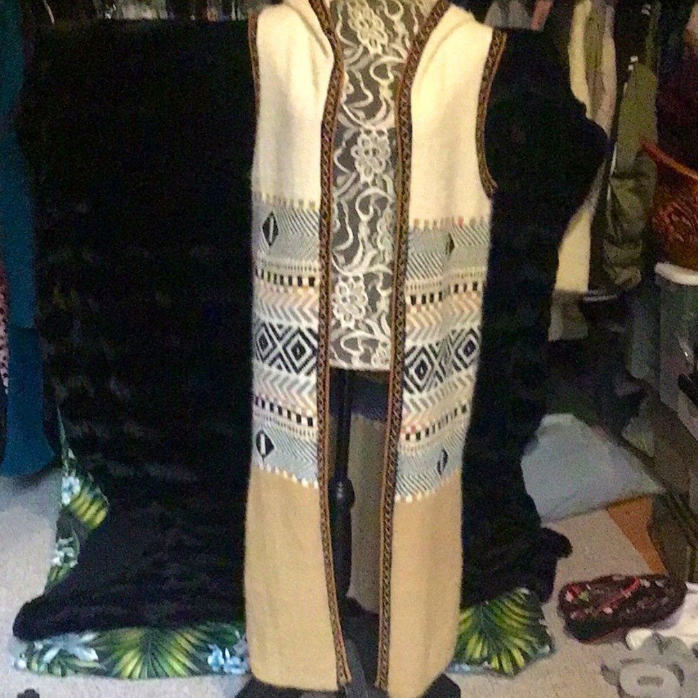 Sleeveless Maxi Sweater Duster